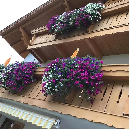 Gasthuis Gaestehaus Wanker Ehrwald