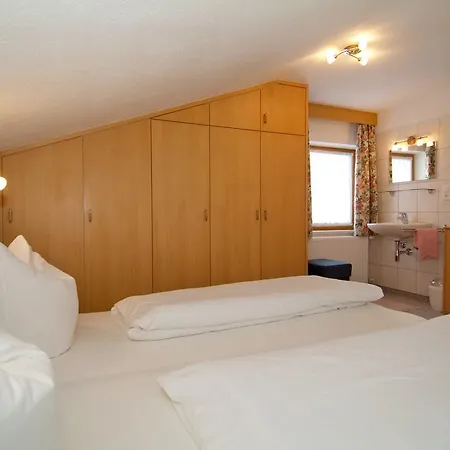 Gaestehaus Wanker ゲストハウス