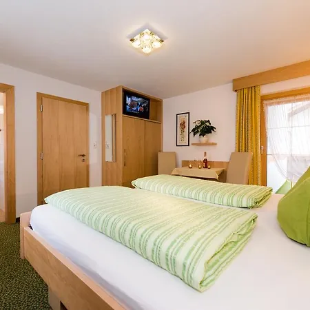 Gaestehaus Wanker Guest house Ehrwald