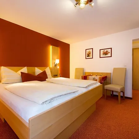 Gaestehaus Wanker ゲストハウス