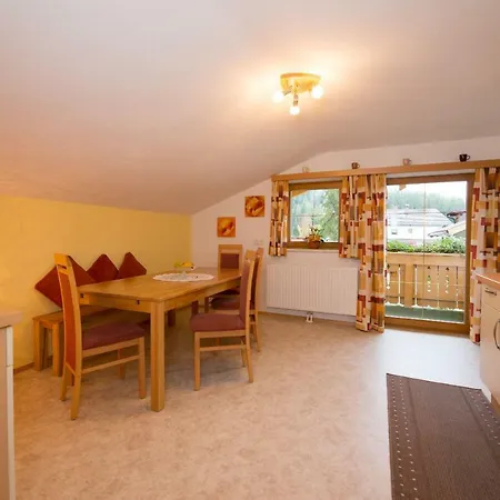 ゲストハウス Gaestehaus Wanker エールヴァルト